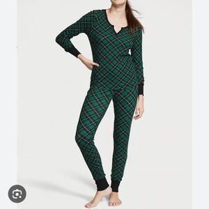 Victoria’s Secret Thermal Long Pajamas NWT
